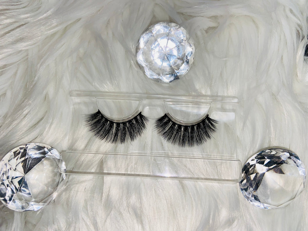 Glam Couture Lashes™ - Doll